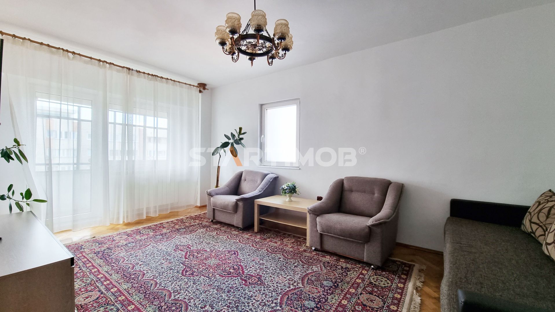 Apartament mobilat doua camere Centru Civic