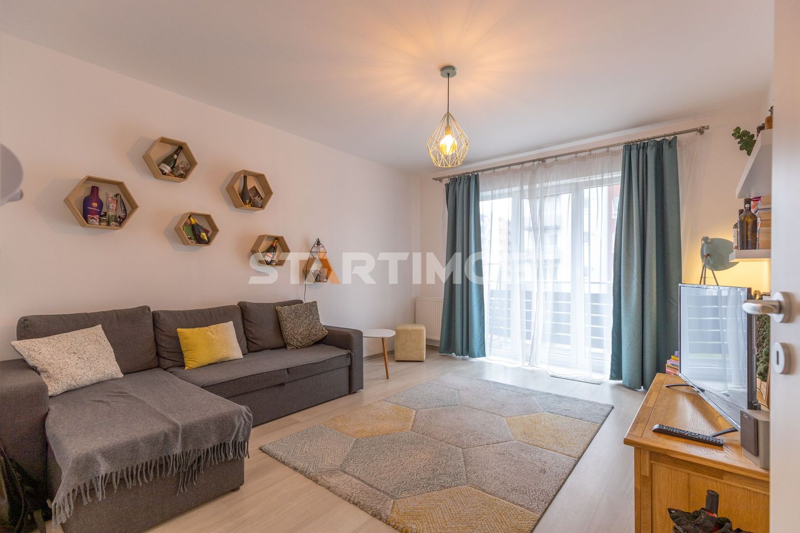 Apartament mobilat Avantgarden cu parcare si boxa