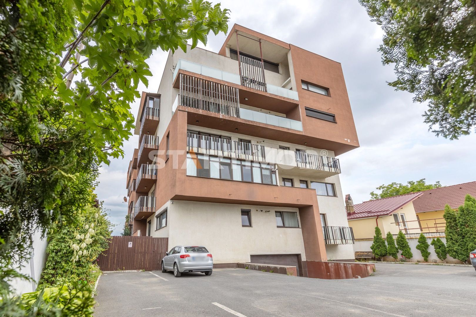 Apartament structura mare cu parcare subterana