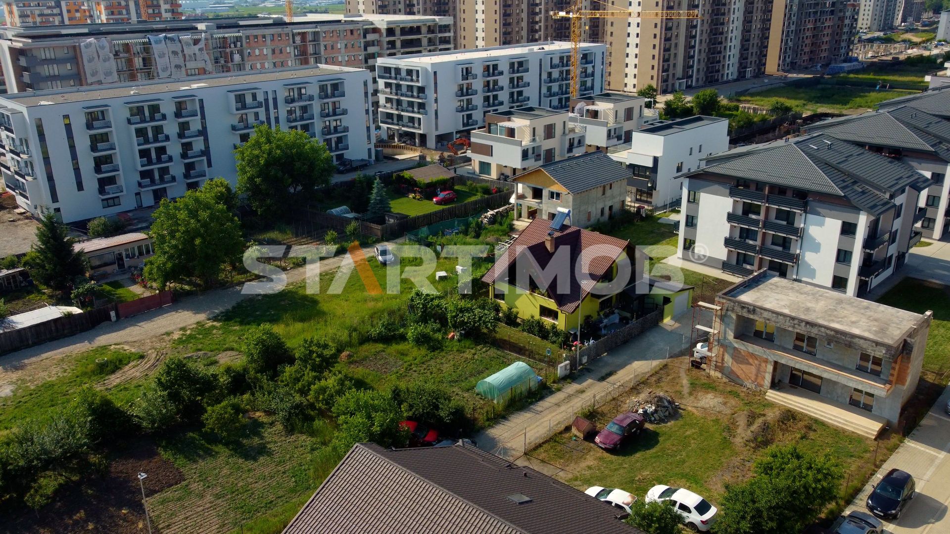 Teren intravilan zona Coresi