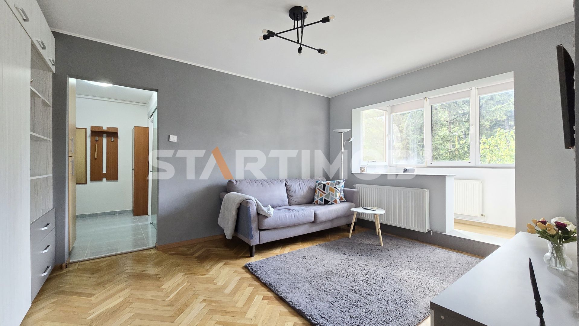 Apartament mobilat cu parcare zona Astra