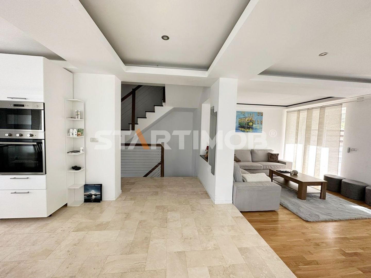 Vila mobilata tip duplex 5 camere