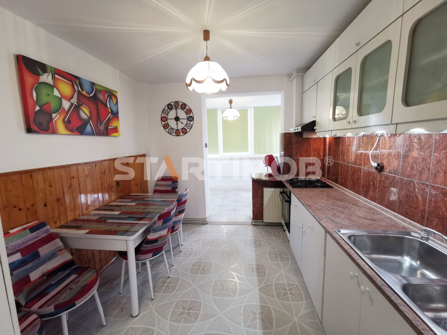 Apartament 3 camere zona Grivitei cu parcare