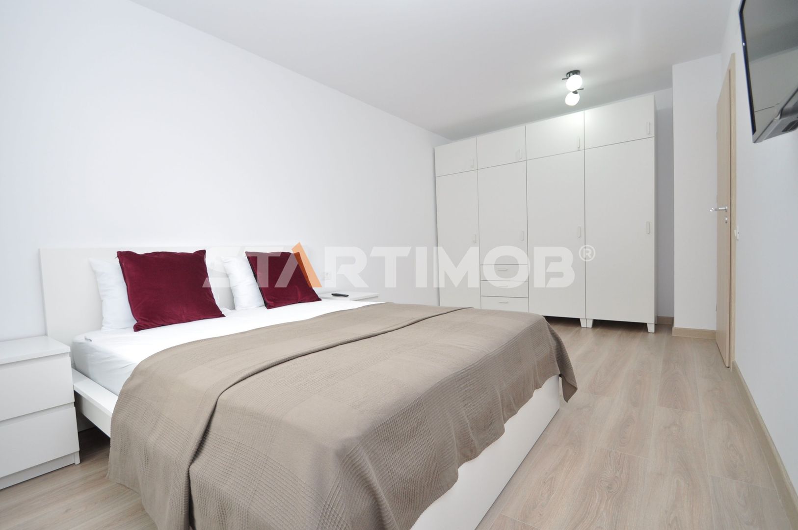 Apartament  doua camere  mobilat cu parcare Urban Plaza