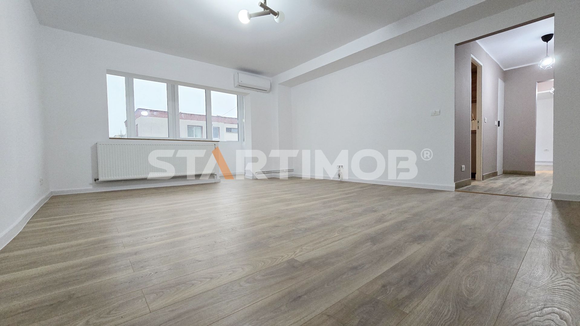 Apartament renovat 3 camere zona ITC Vlahuta