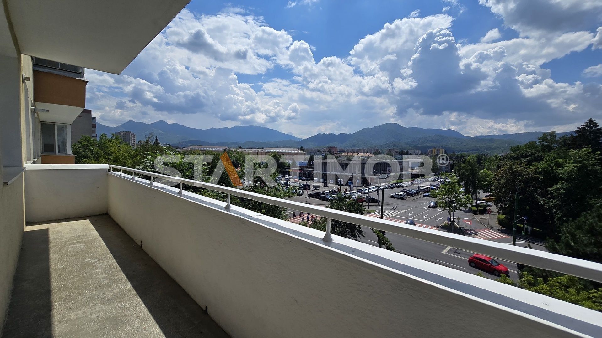 Apartament doua camere mobilat Saturn zona Orizont