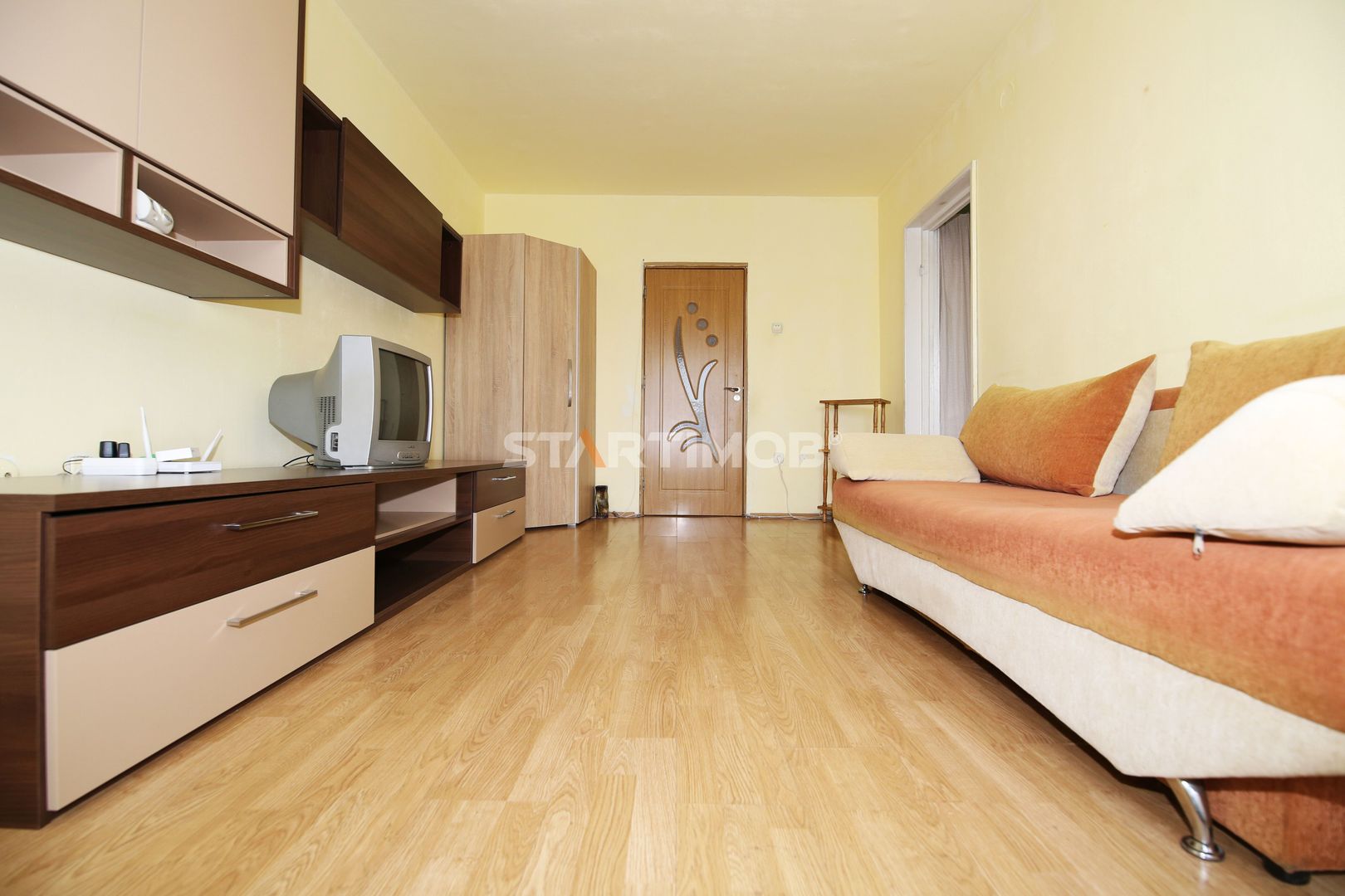 Apartament mobilat cu parcare zona Grivitei